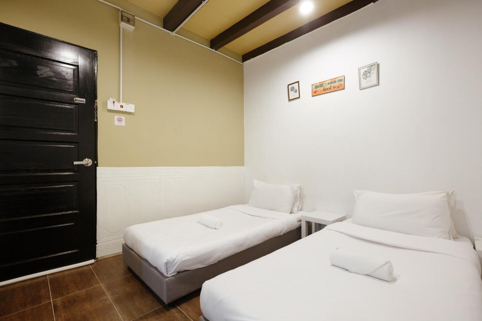 Kangsar Inn 73 Джорджтаун Экстерьер фото